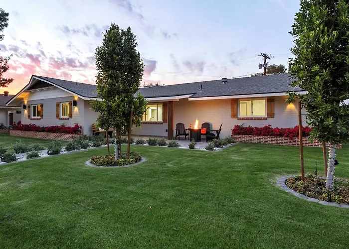 Bella Rosa- Close To Old Town With Pool & Hot Tub