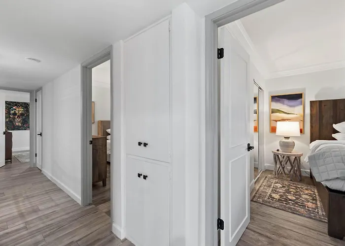 Bella Rosa- Close To Old Town With Pool & Hot Tub