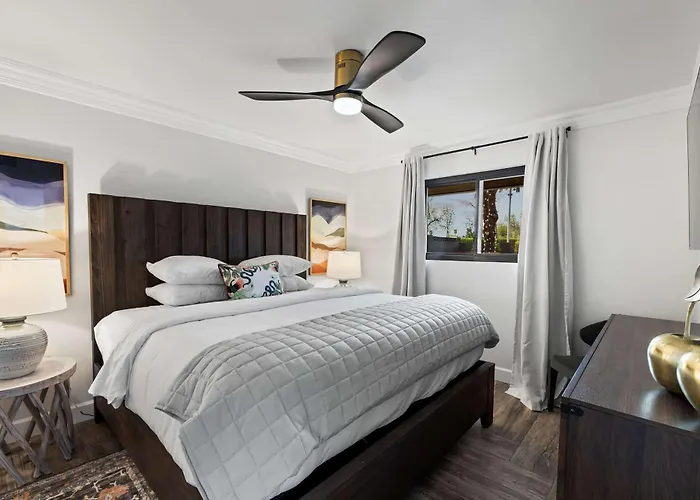 Bella Rosa- Close To Old Town With Pool & Hot Tub Holiday home *