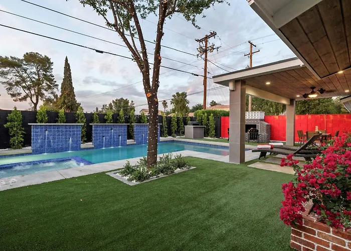 Bella Rosa- Close To Old Town With Pool & Hot Tub Holiday home Scottsdale