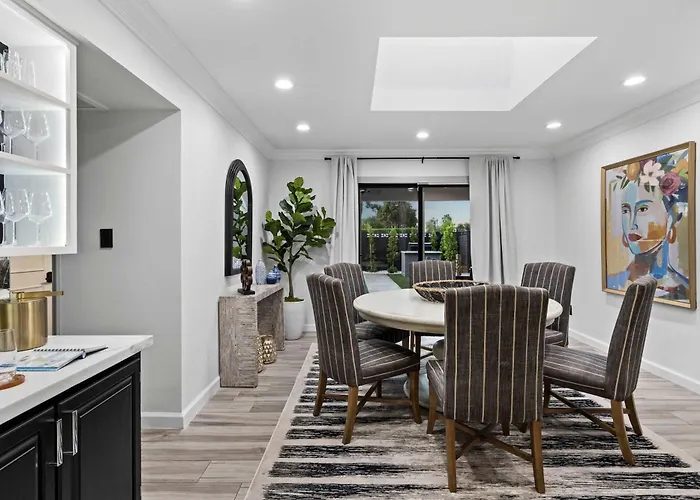 Bella Rosa- Close To Old Town With Pool & Hot Tub *